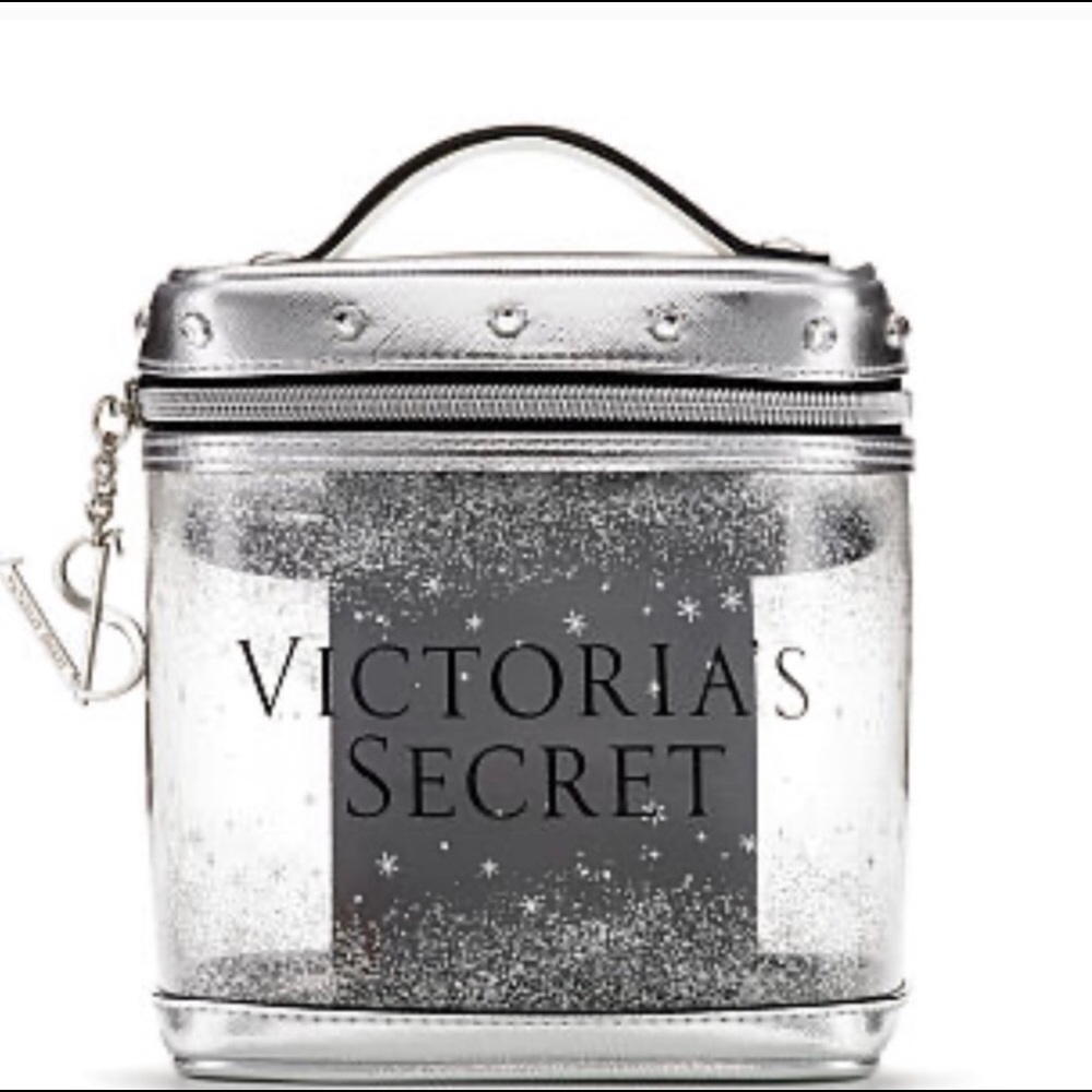 Victoria’s Secret train case